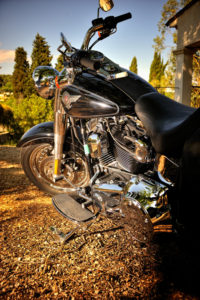 mettre une protection sur sa moto